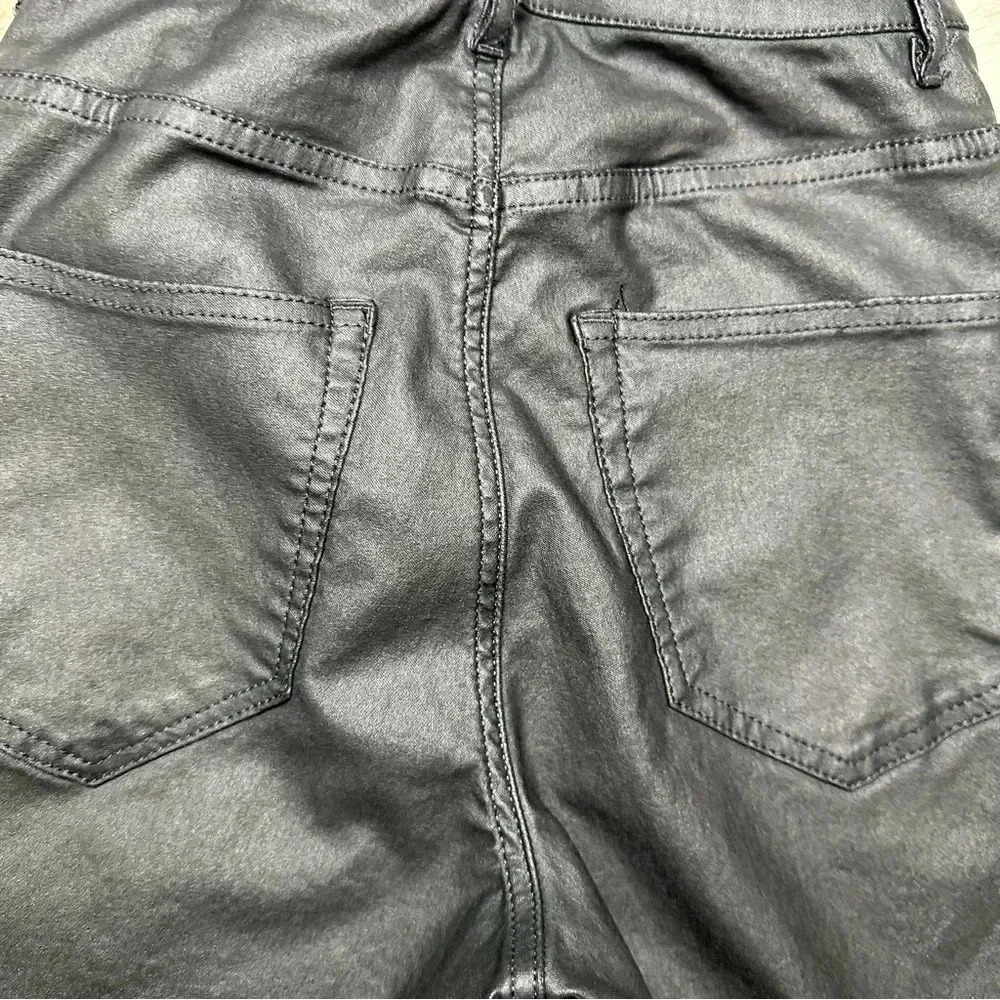 H&M Curvy Jeggings Ultra High Waist Ankle Black Coated Size 4 - Picture 15 of 16